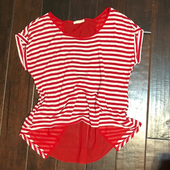🌹🌹 Striped top with chiffon inset back 🌹🌹 - Picture 1 of 3